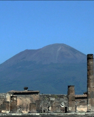 Shore Excursion to  Pompeii, Mt. Vesuvius and Herculaneum from Salerno Port